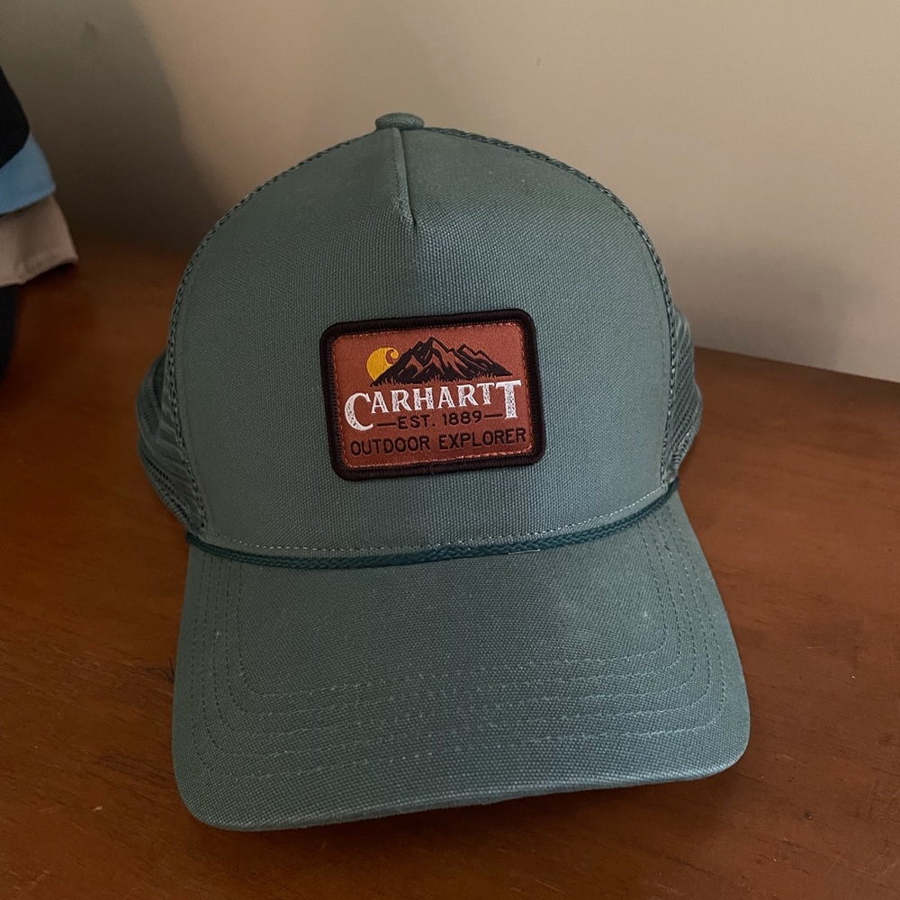 Carhartt trucker hat
